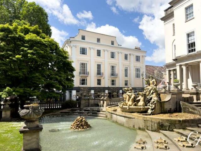 2 Bedroom Apartment Flat