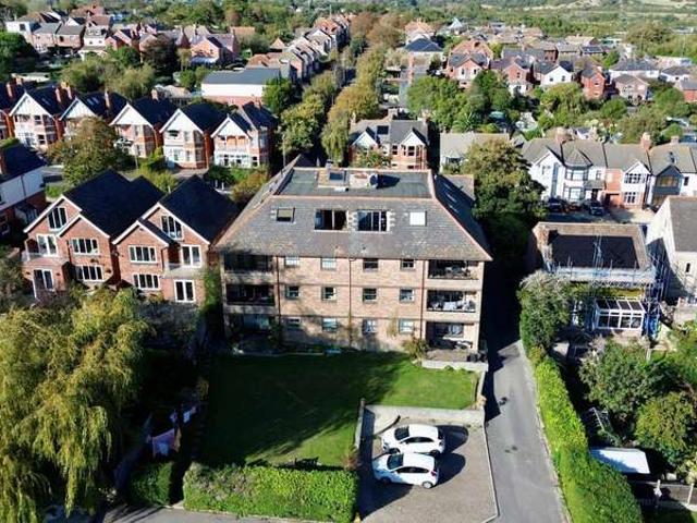 2 Bedroom Apartment Flat