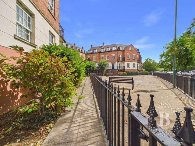 2 Bedroom Apartment Flat