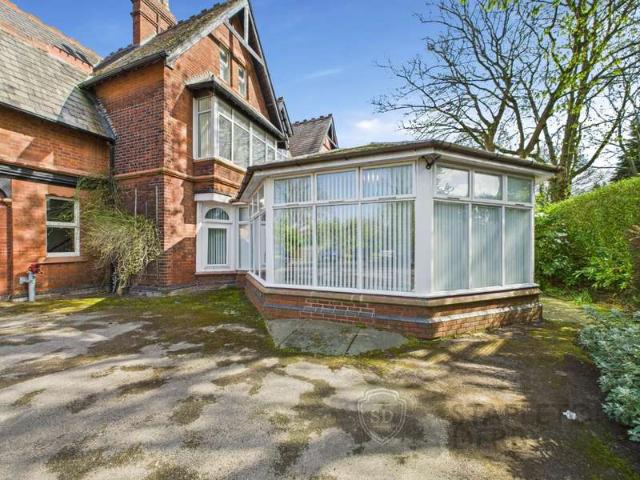 2 Bedroom Apartment Flat