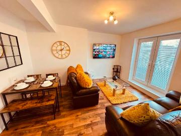 2 Bedroom Apartment Flat