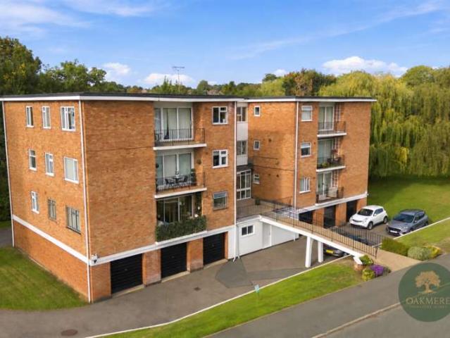 2 Bedroom Apartment Flat