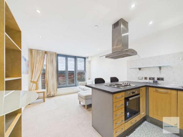 2 Bedroom Apartment Flat