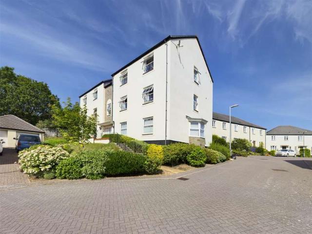 2 Bedroom Apartment Flat