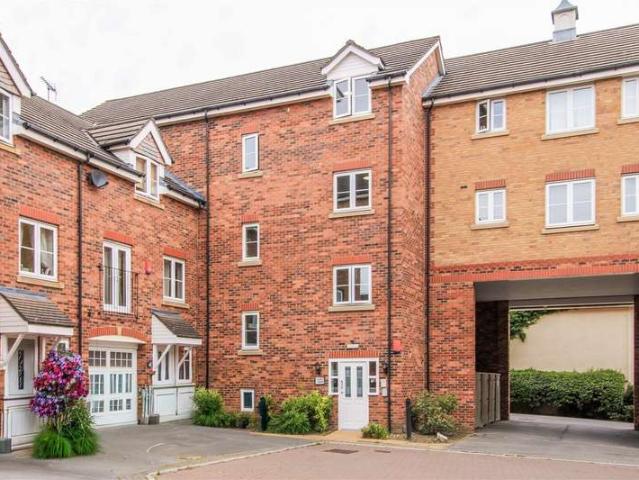 2 Bedroom Apartment Flat