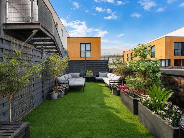 2 Bedroom Apartment Flat