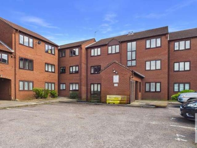 2 Bedroom Apartment Flat