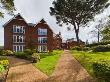 2 Bedroom Apartment Flat