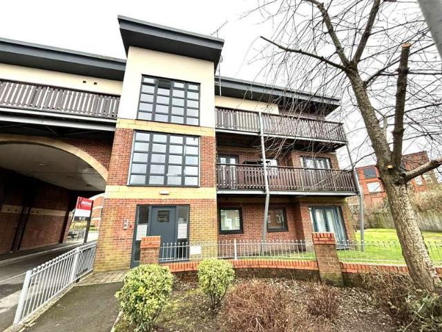 2 Bedroom Apartment Flat