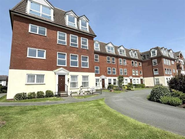 2 Bedroom Apartment Flat