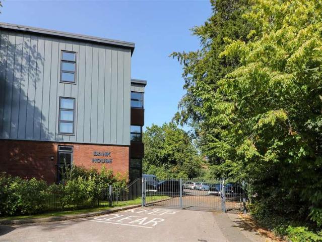 2 Bedroom Apartment Flat