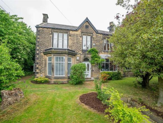 2 Bedroom Apartment Flat