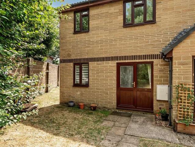 2 Bedroom Apartment Flat