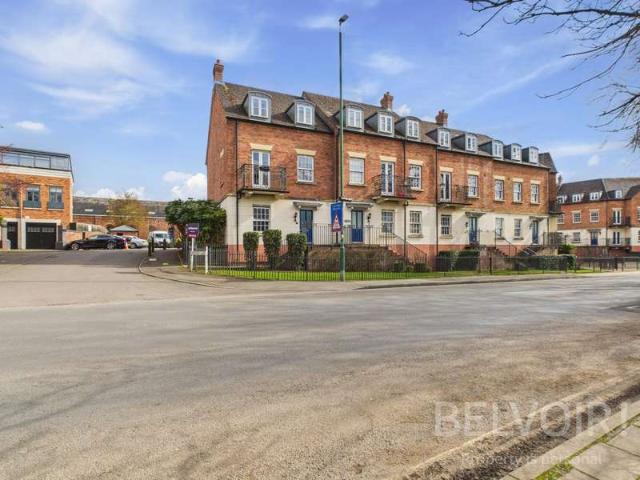 2 Bedroom Apartment Flat