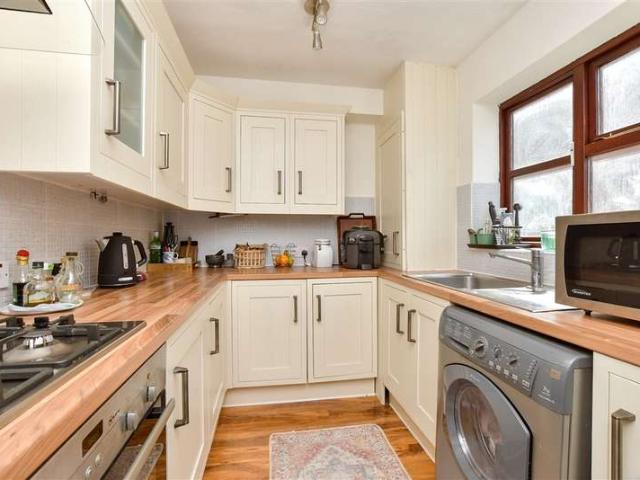 2 Bedroom Apartment Flat
