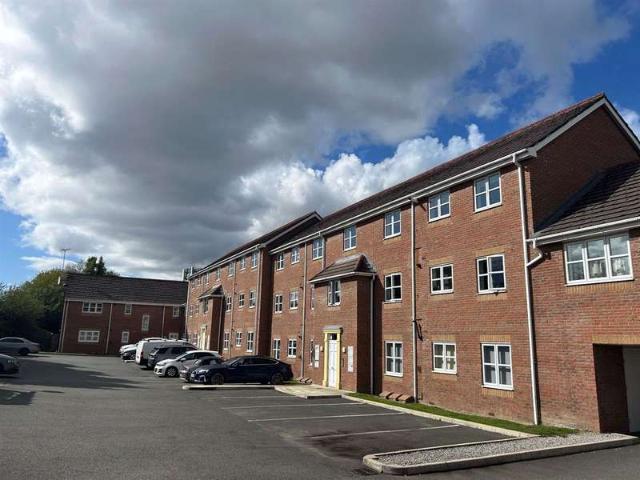 2 Bedroom Apartment Flat