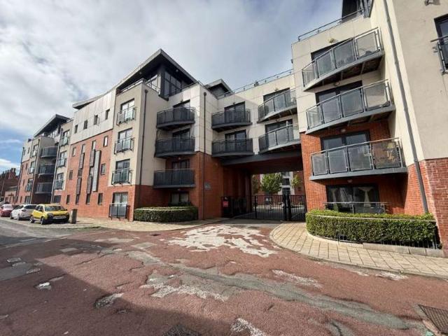 2 Bedroom Apartment Flat