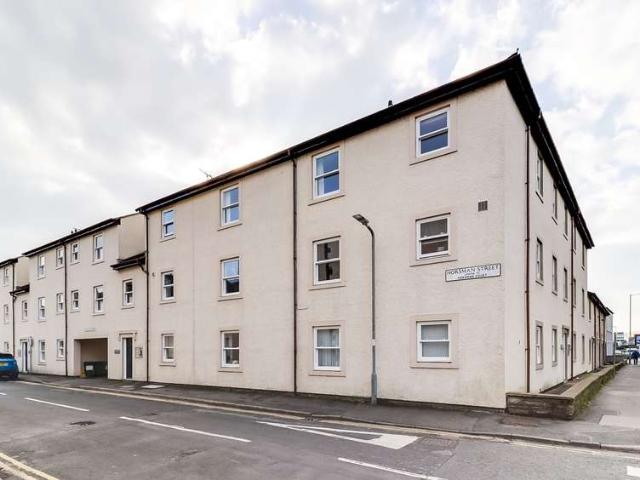 2 Bedroom Apartment Flat
