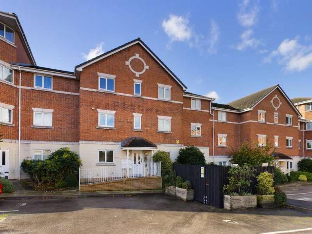 2 Bedroom Apartment Flat