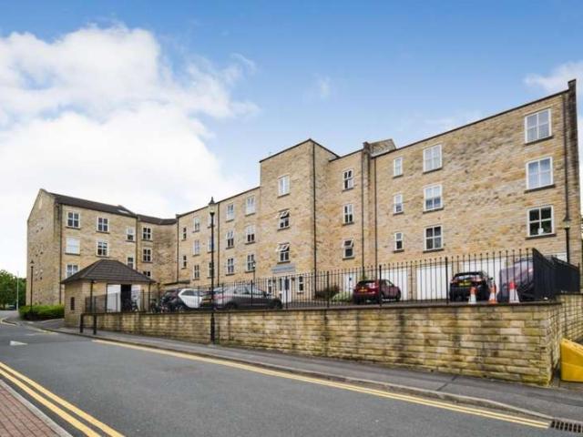 2 Bedroom Apartment Flat