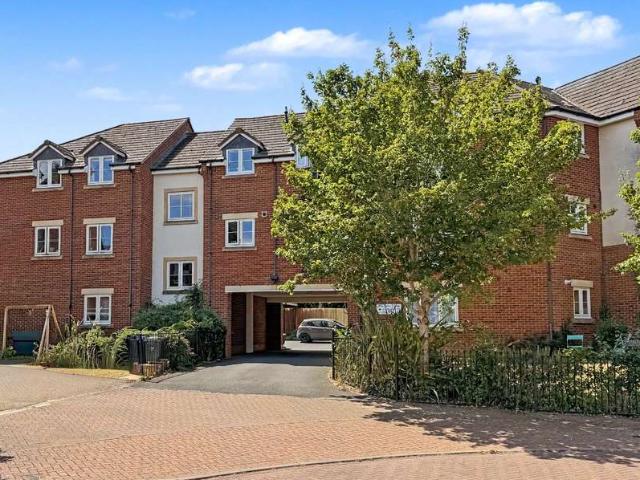 2 Bedroom Apartment Flat