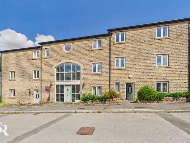 2 Bedroom Apartment Flat