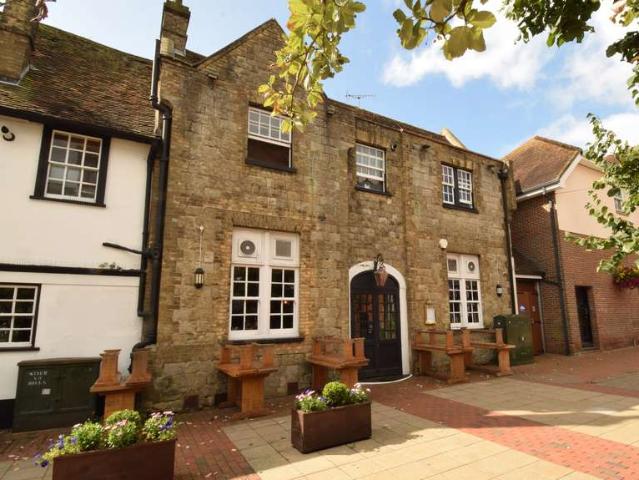 2 Bedroom Apartment Flat