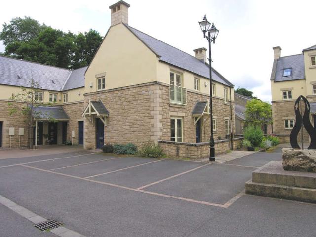 2 Bedroom Apartment Flat