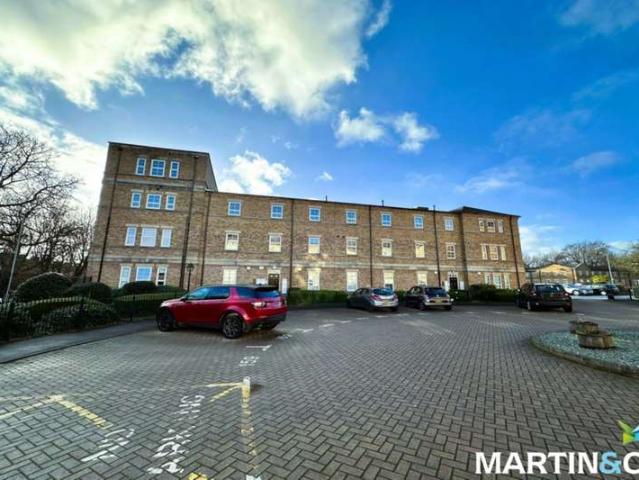 2 Bedroom Apartment Flat