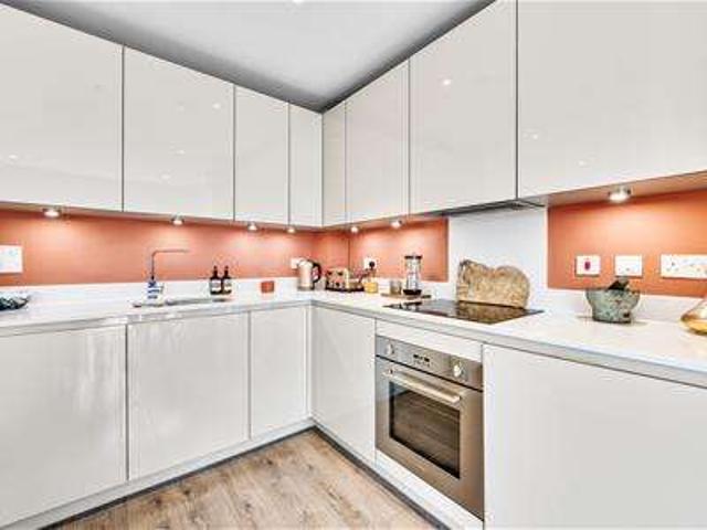 2 Bedroom Apartment Flat