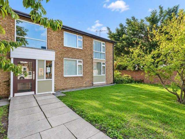 2 Bedroom Apartment Flat
