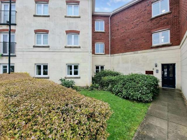 2 Bedroom Apartment Flat