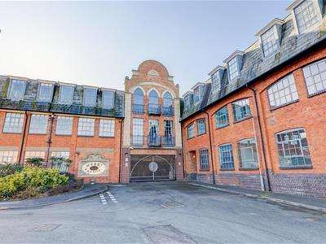 2 Bedroom Apartment Flat
