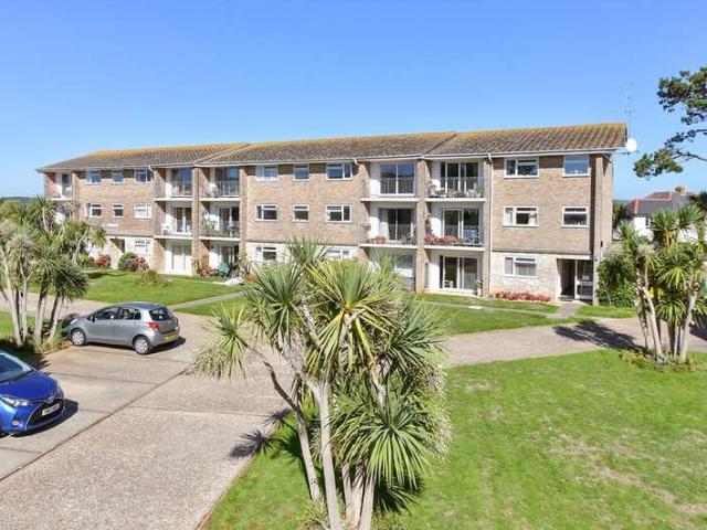 2 Bedroom Apartment Flat
