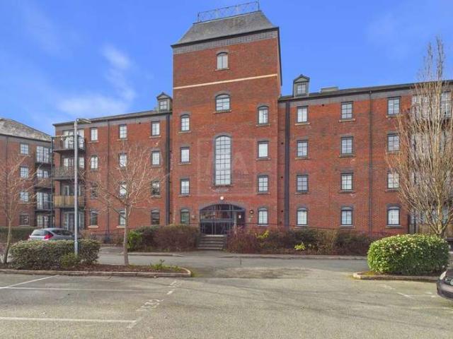 2 Bedroom Apartment Flat
