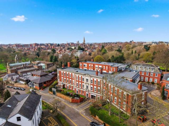 2 Bedroom Apartment Flat