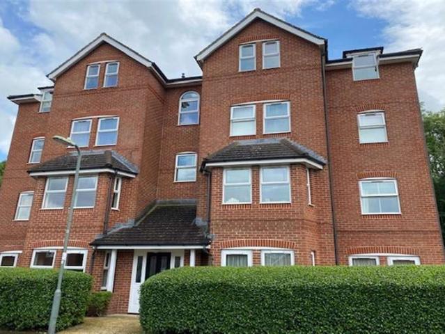 2 Bedroom Apartment Flat