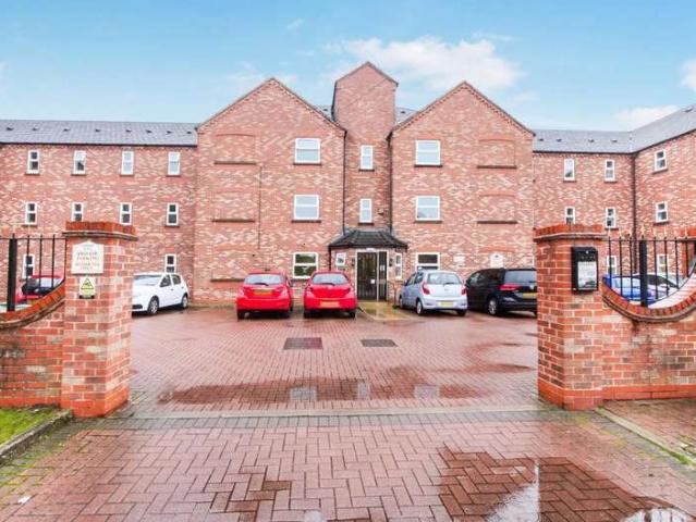 2 Bedroom Apartment Flat