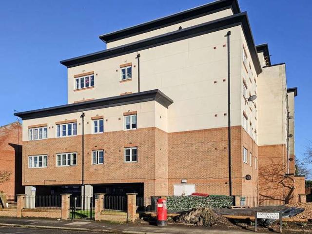 2 Bedroom Apartment Flat