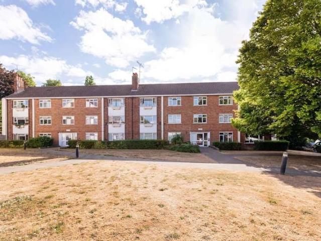2 Bedroom Apartment Flat