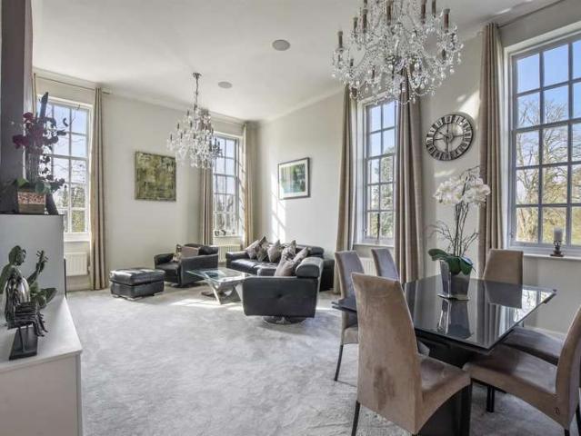 2 Bedroom Apartment Flat