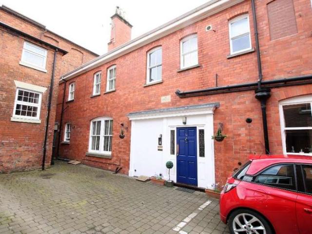 2 Bedroom Apartment Flat