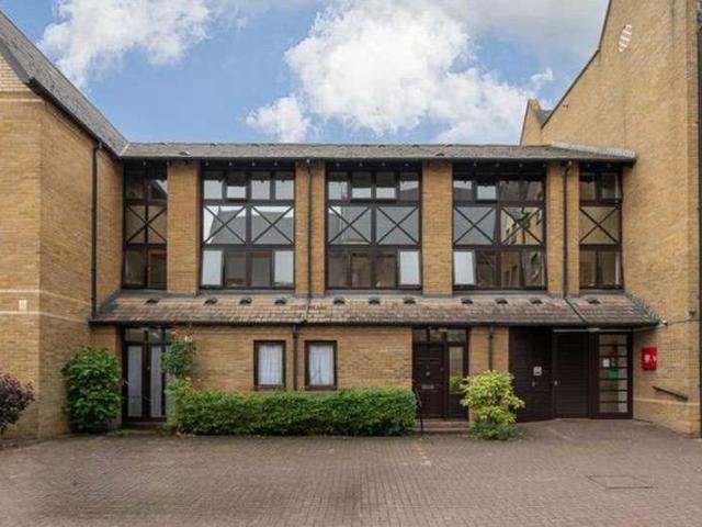 2 Bedroom Apartment Flat