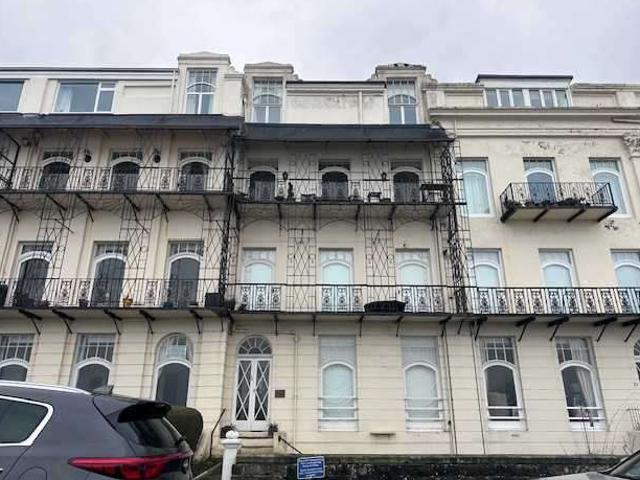 2 Bedroom Apartment Flat