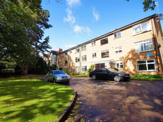 2 Bedroom Apartment Flat