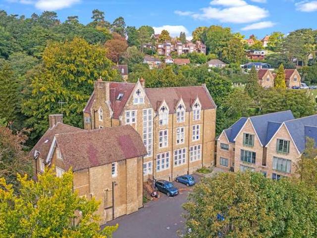 2 Bedroom Apartment Flat