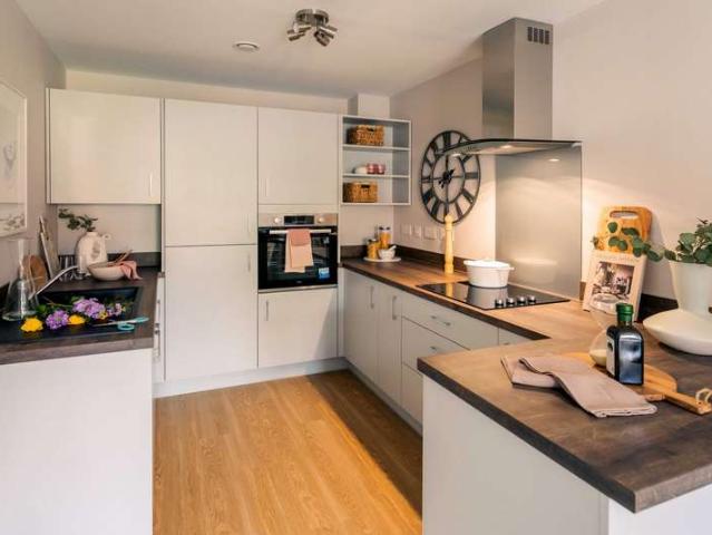 2 Bedroom Apartment Flat