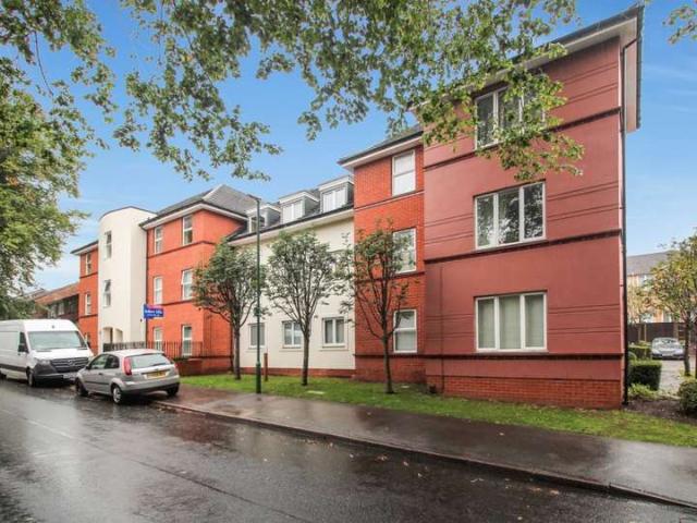 2 Bedroom Apartment Flat