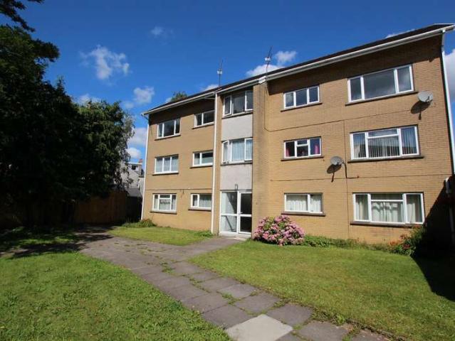 2 Bedroom Apartment Flat