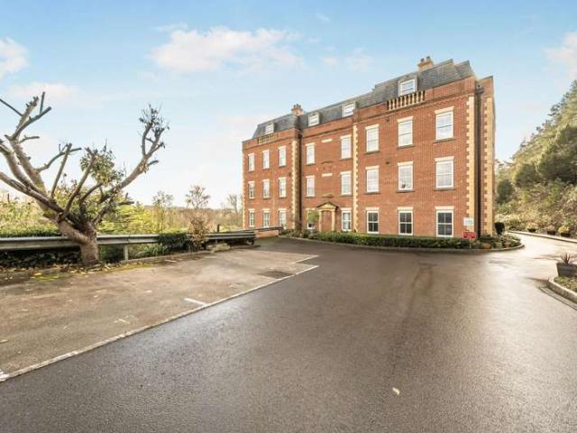 2 Bedroom Apartment Flat